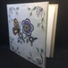 Carte brodée - papillon et fleurs