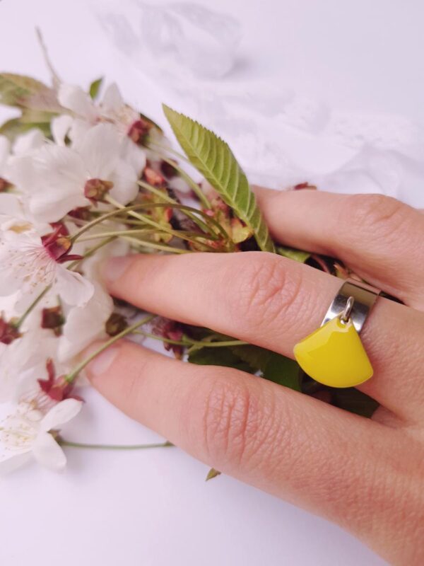 Bague artisanale inox personnalisable - sequin éventail coloré