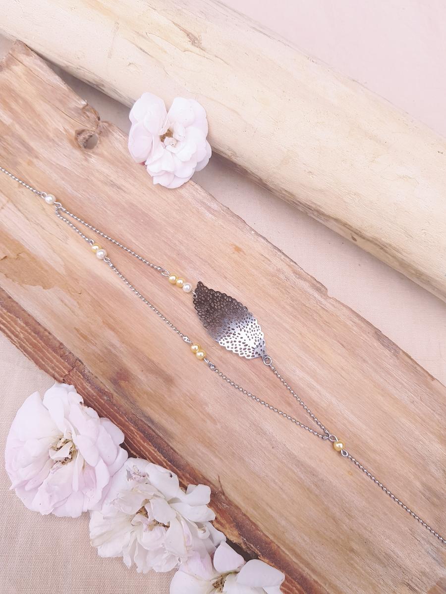 Headband inox fait main - Feuille et perles d'imitation blanches et doré clair. Calino crea