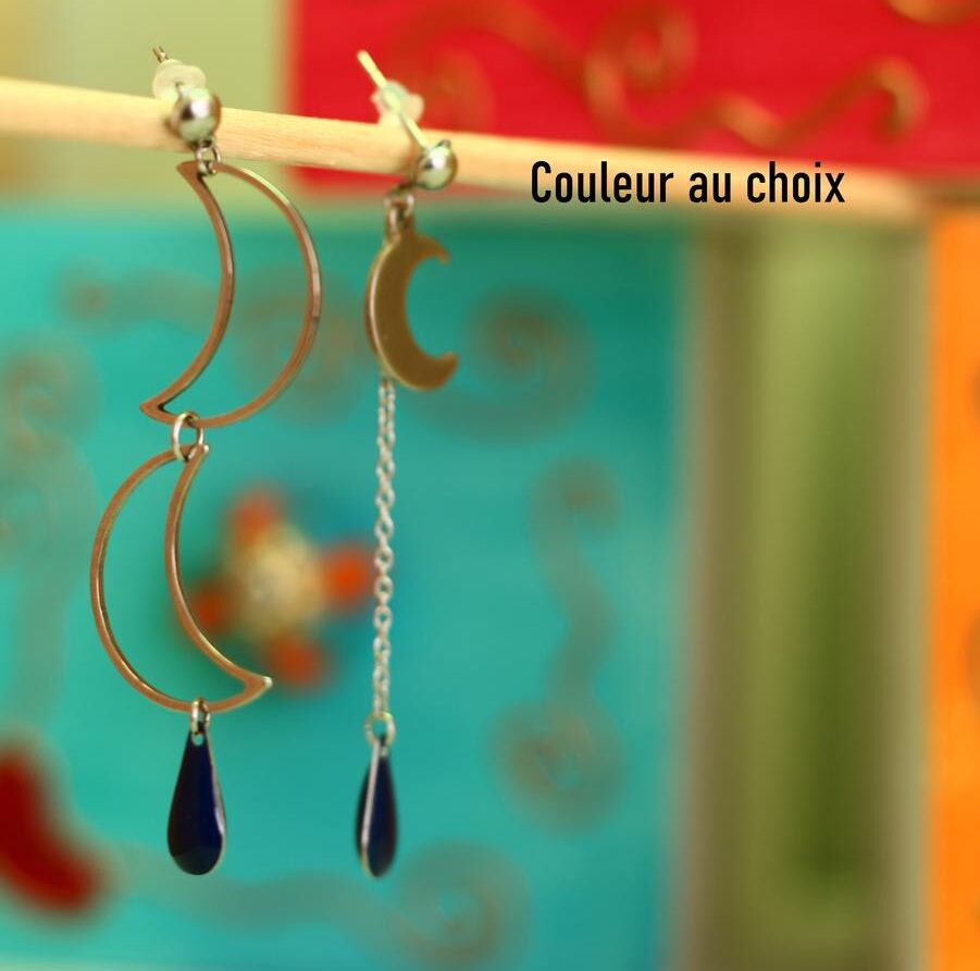 Boucles d'oreilles inox personnalisables - ASYMETRIQUES lunes et sequins gouttes Boucles d'oreilles inox personnalisables - ASYMETRIQUES lunes et sequins gouttes