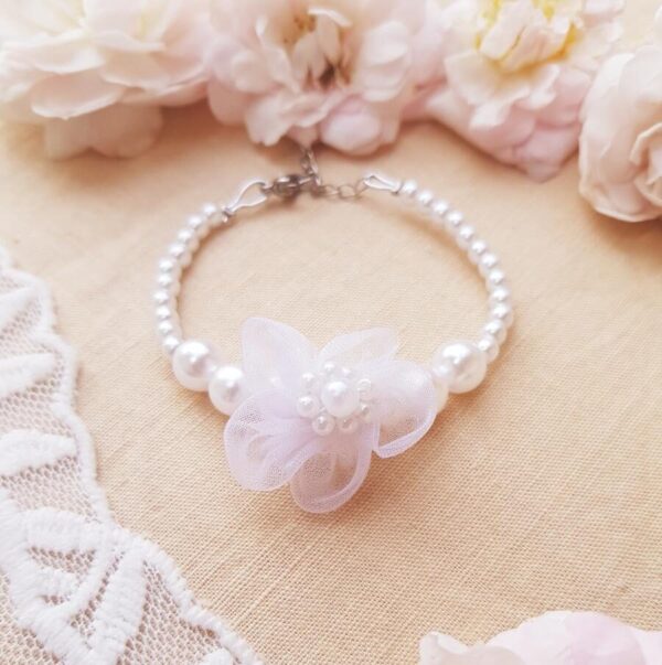 Bracelet inox fait main - Perles et fleur blanches. Calino crea