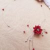 Collier inox mariage fait main - Perles et fleurs blanches et rouges. Calino Crea