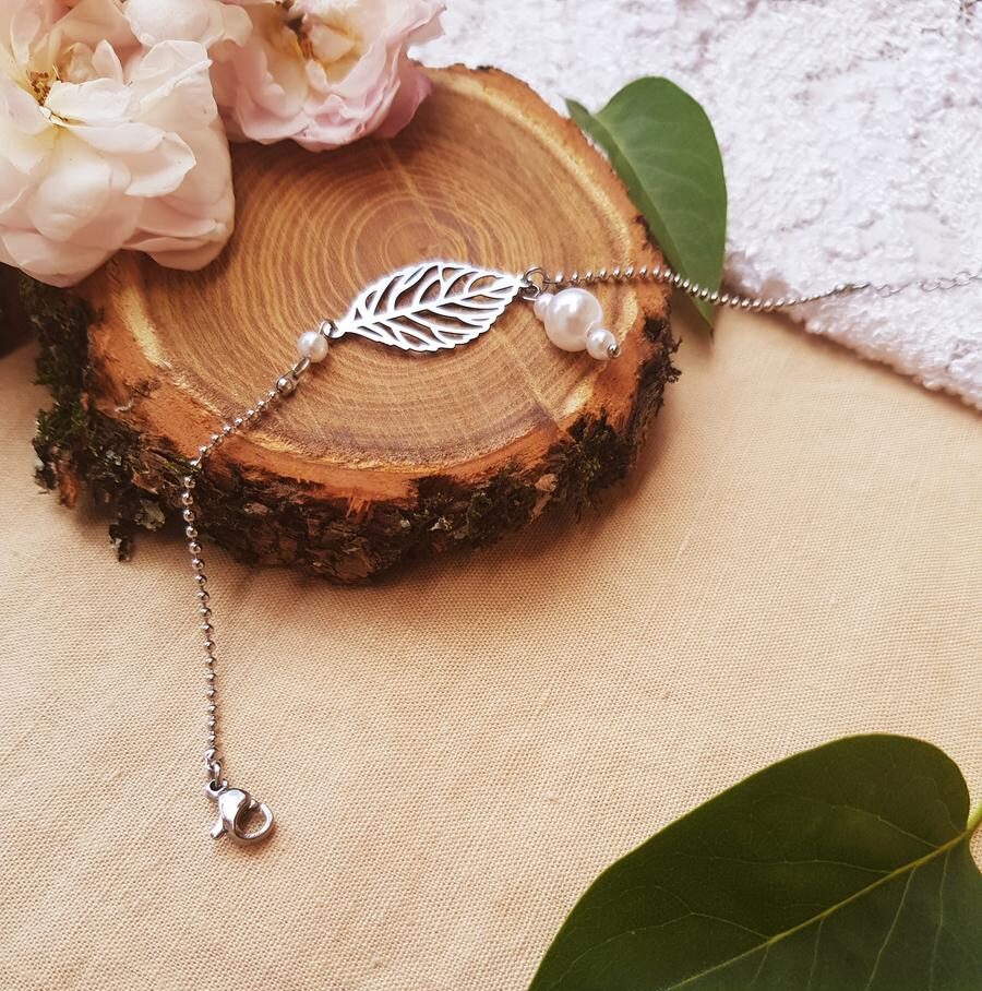 Bracelet inox mariage fait main - Feuilles et perles blanches. Calino Crea Bracelet inox mariage fait main - Feuilles et perles blanches. Calino Crea