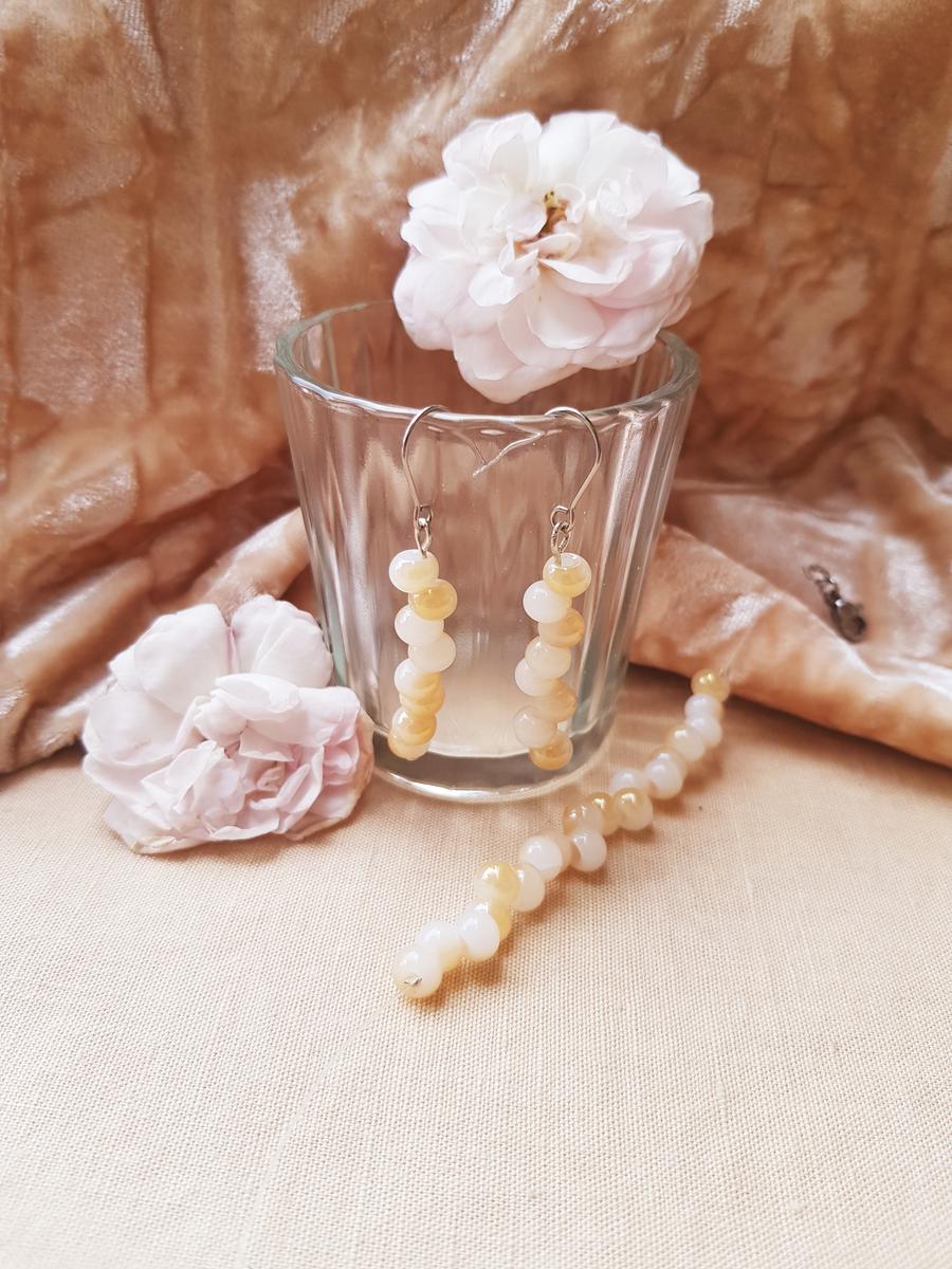 Bracelet et boucles d'oreilles inox mariage fait main - Perles blanches et ivoires. Calino Crea Bracelet et boucles d'oreilles inox mariage fait main - Perles blanches et ivoires. Calino Crea