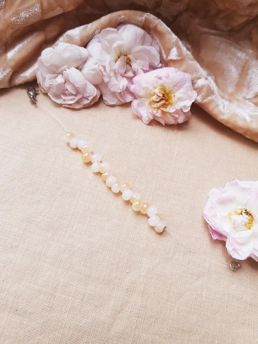 Bracelet inox mariage fait main - Perles blanches et ivoires. Calino Crea Bracelet inox mariage fait main - Perles blanches et ivoires. Calino Crea