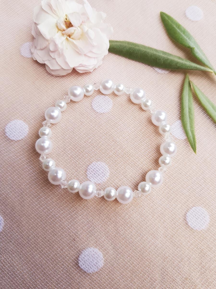 Bracelet mariage fait main - Trio de perles blanches. Calino Crea Bracelet mariage fait main - Trio de perles blanches. Calino Crea