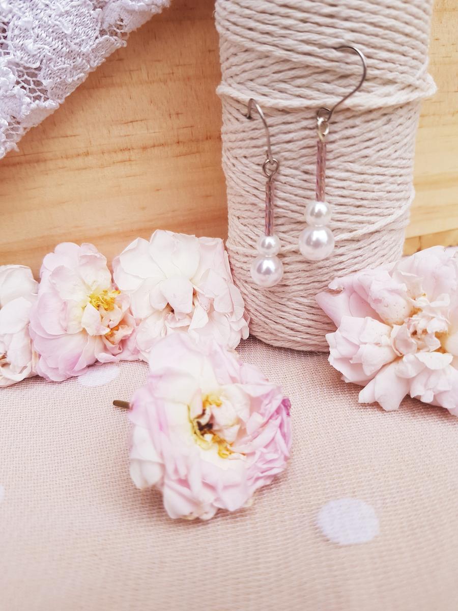 Boucles d'oreilles inox mariage fait main - Perles roses et blanches. Calino Crea