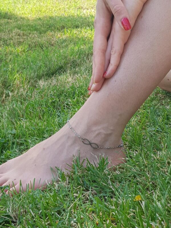 Chaîne de cheville inox fait main - chaîne billes et infini. Calino Crea Chaîne de cheville inox fait main - chaîne billes et infini. Calino Crea