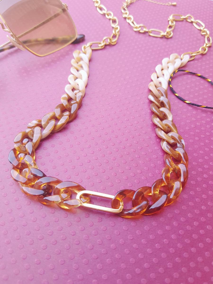 Long collier inox fait main - chaîne maillons marron, caramel, beige et dorés. Calino Crea Long collier inox fait main - chaîne maillons marron, caramel, beige et dorés. Calino Crea