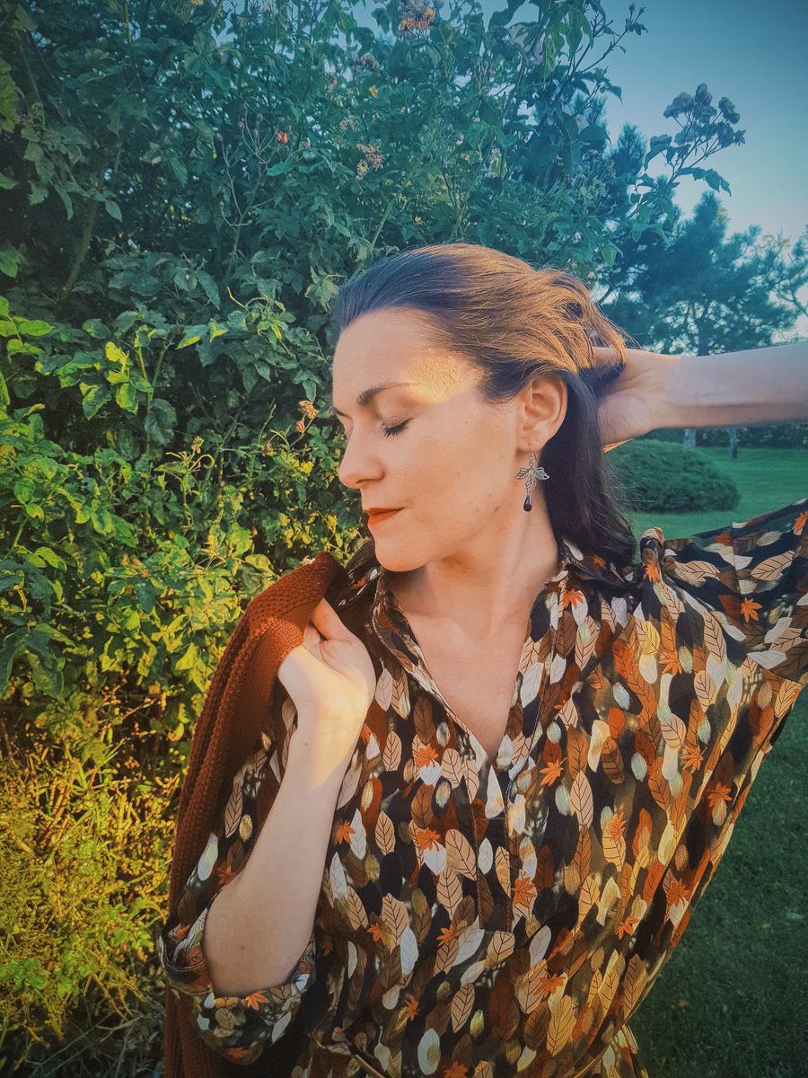 Processed with VSCO with g3 preset Boucles d'oreilles inox personnalisables - Feuille argentée et sequin émaillé goutte