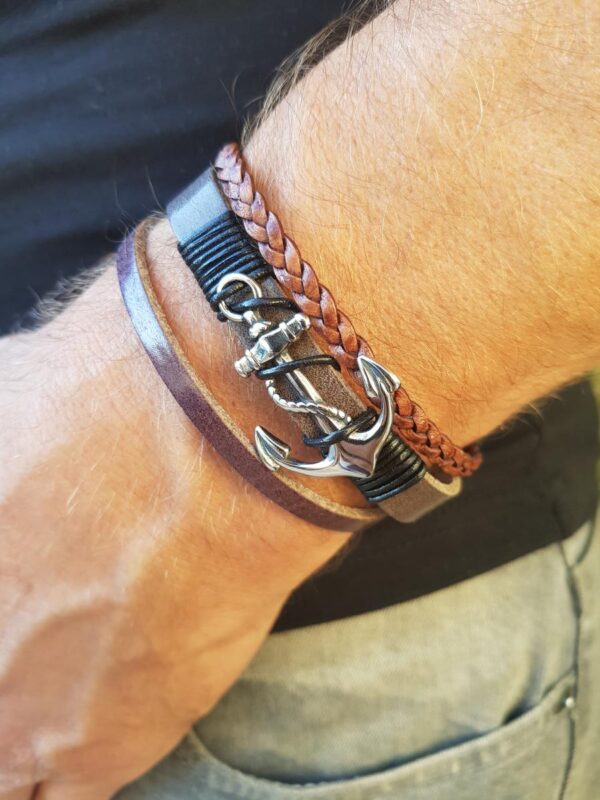 Bracelet inox personnalisable artisanal - Cuir 3 rangs et ancre marine argentée - Marron-taupe. Calino Créa