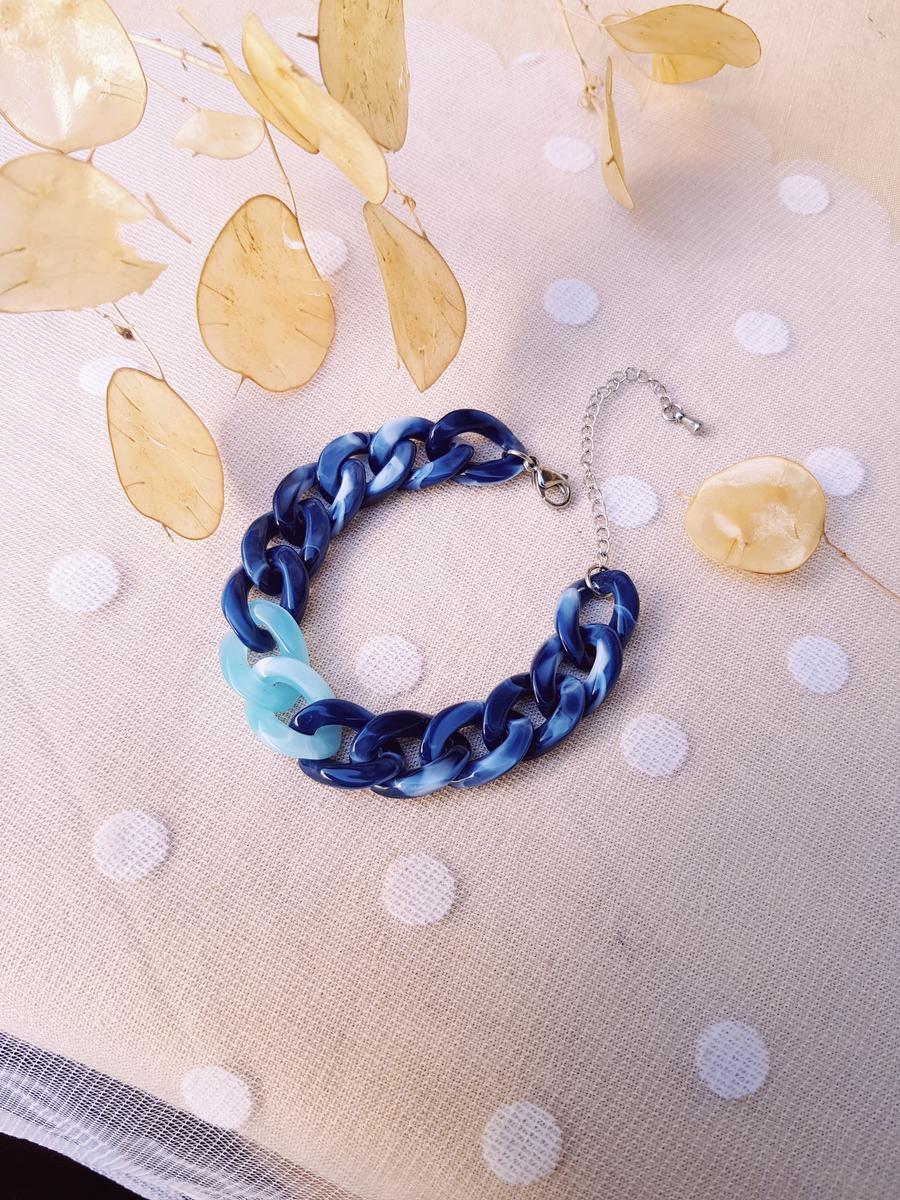 Bracelet inox personnalisable artisanal - chaîne maillons bicolore bleus. Calino Créa Bracelet inox personnalisable artisanal - chaîne maillons bicolore bleus. Calino Créa
