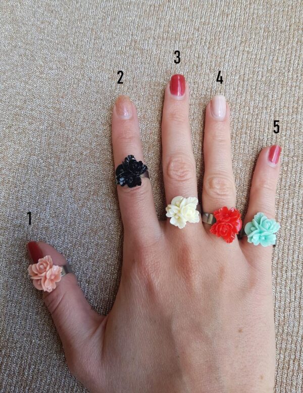 Bague résine fleur- numérotées Bague inox personnalisable - fleur résine de couleur au choix