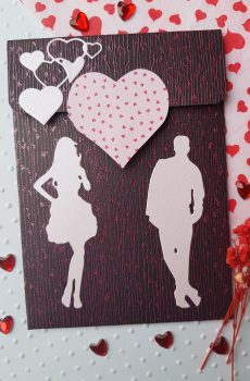 Pochette cadeaux / Carte artisanale - Silhouettes femme et hommes avec cœurs rose-noir. Calino Créa