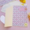 Carte et marque-page artisanaux - Bouquet et oiseau "Bonne Fête" Beige - Jaune - Rose. Calino Créa