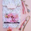 Ensemble Porte-clés, marque-pages et pochette cadeau artisanale - Mode et beauté Rose et blanc. Calino Créa