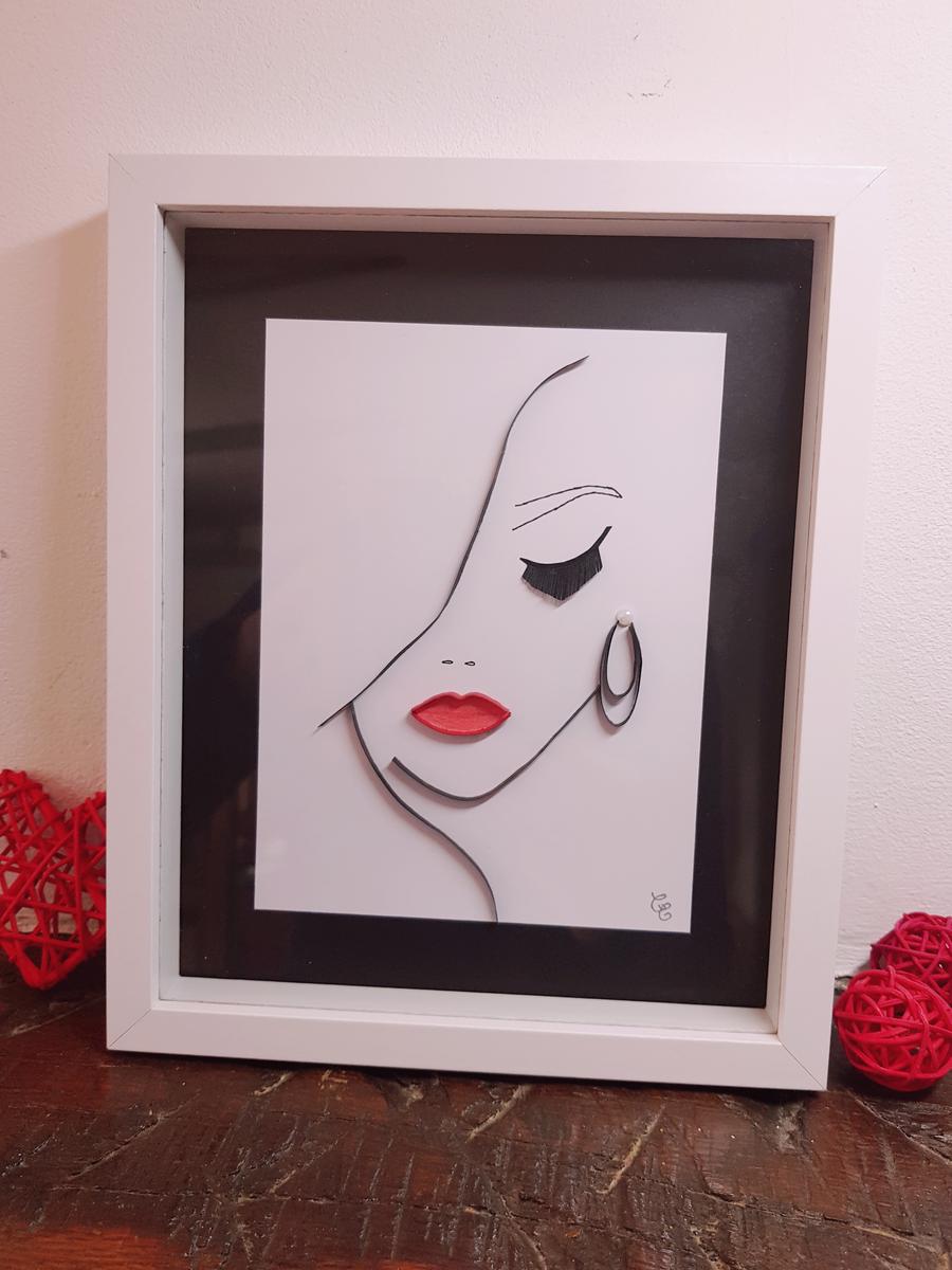 Tableaux / Cadre artisanal Visage femme glamour. Quilling. Calino crea