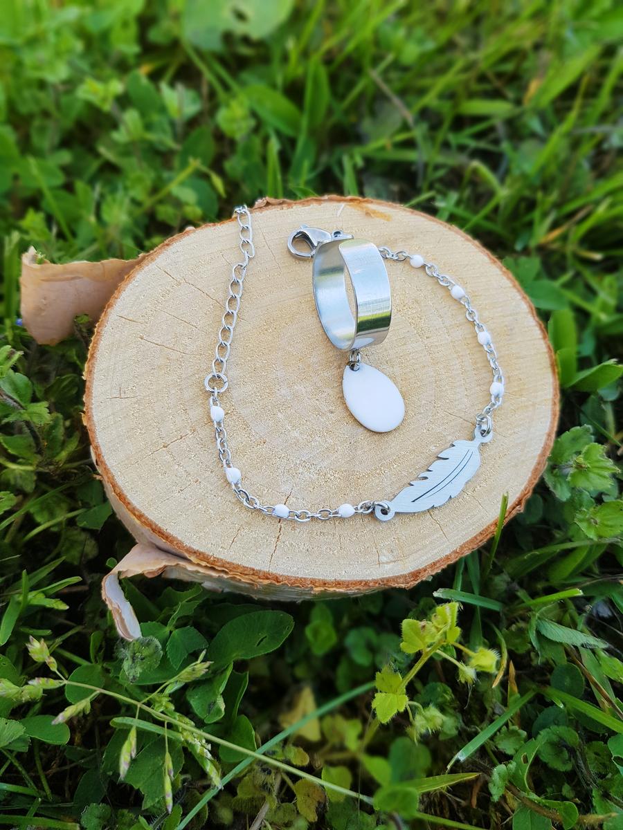 Bracelet et bague inox artisanaux - chaîne sequins blancs et feuille argentée. Calino Créa