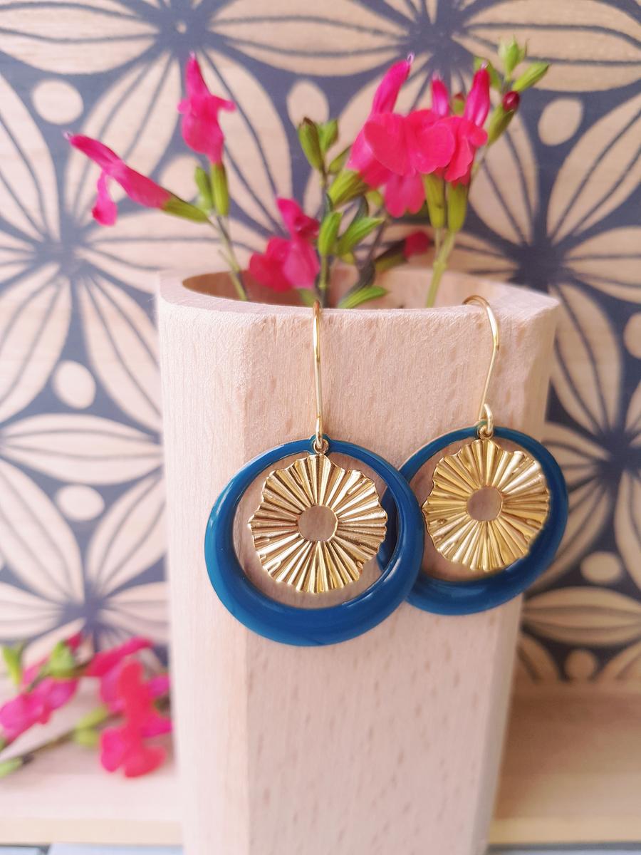 Boucles d'oreilles inox artisanales - créole bleue et dorée. Calino Créa