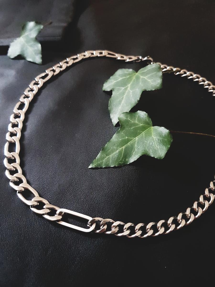 Collier homme double maille gourmette/figaro argenté inox artisanal. Calino Crea Collier asymétrique double maille gourmette/figaro argenté inox