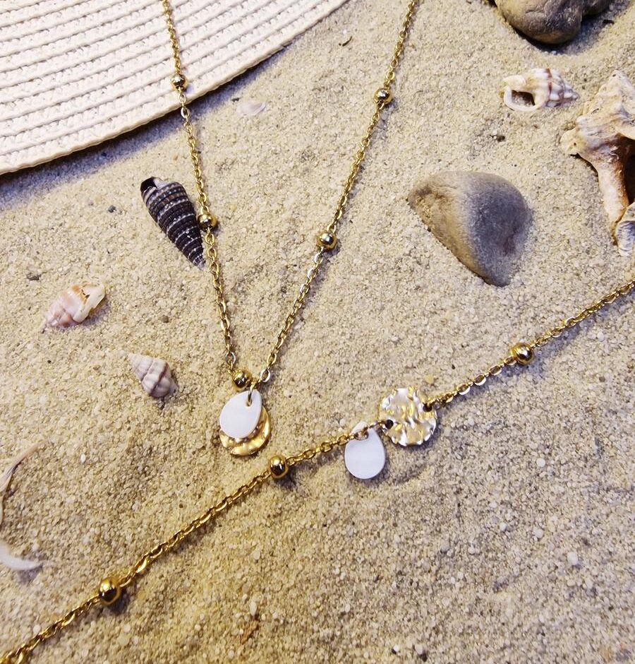 Parure [bracelet et collier] - Chaîne avec perles dorées et sequin nacré blanc