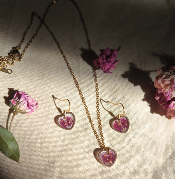 Parure - petits cœurs fleuris doré rose