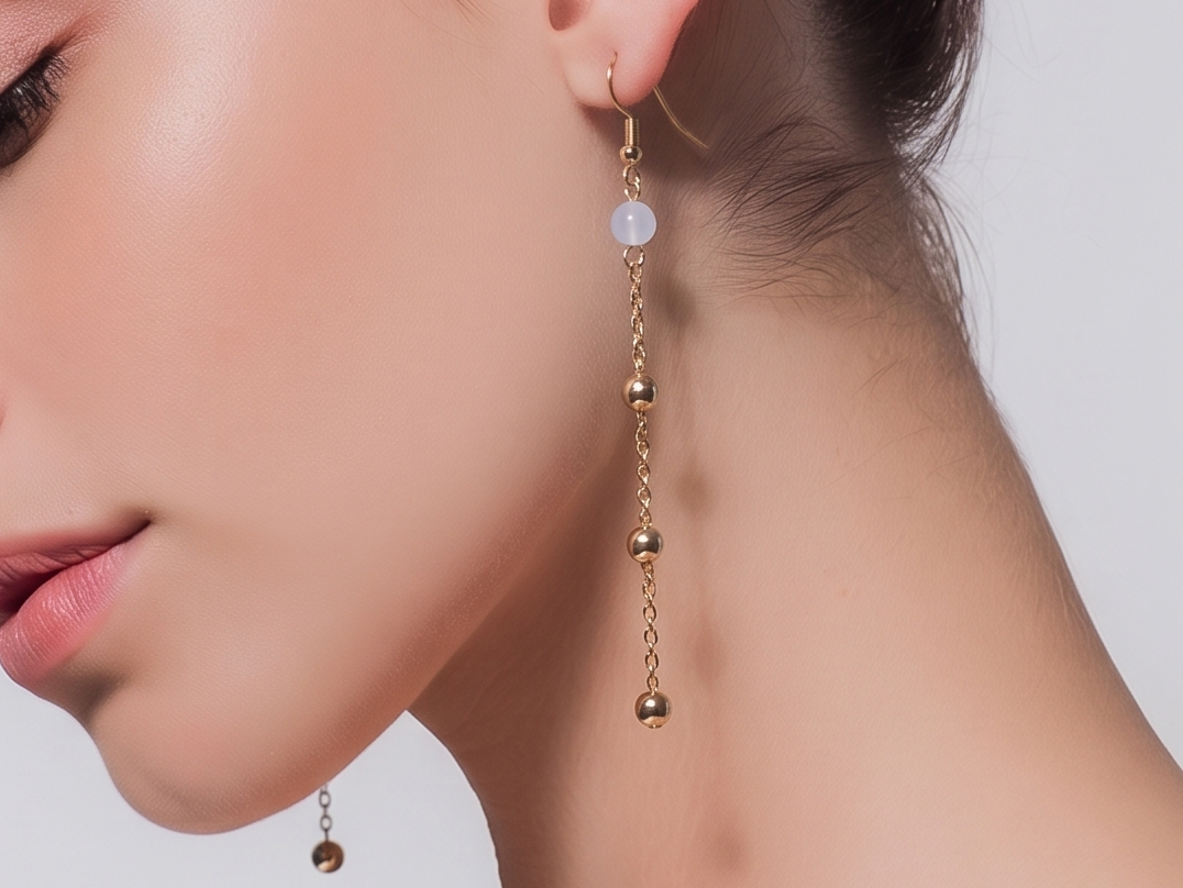 Boucles d'oreilles avec pierre naturelle au choix et chaine billes en acier inoxydable dorée