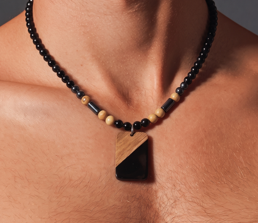 Collier homme en Onyx, Jaspe paysage & Hématite avec médaillon en bois