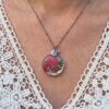 Collier en acier inoxydable avec fleurs séchées de Pensée rose et pierre naturelle de Citrine