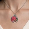 Collier en acier inoxydable avec fleurs séchées de Pensée rose et pierre naturelle de Citrine
